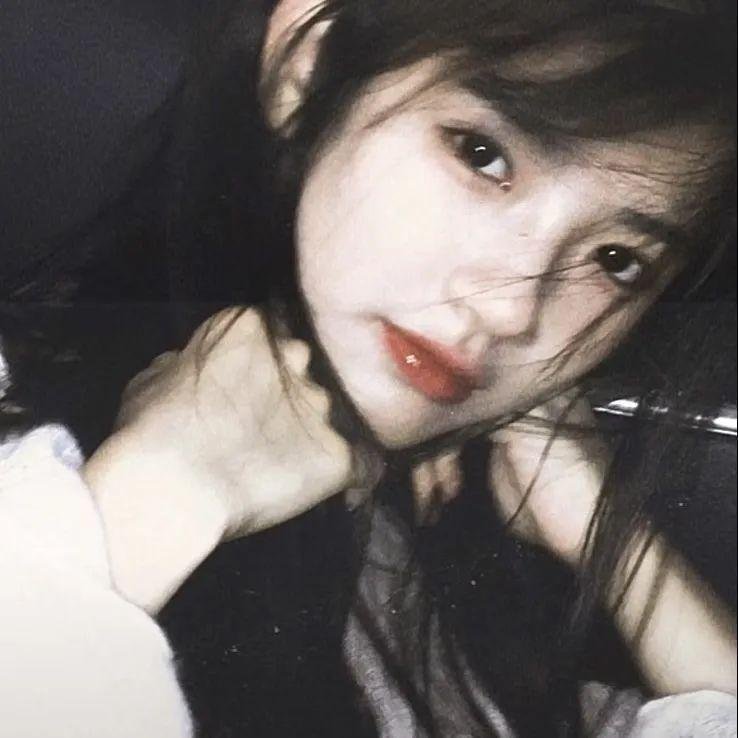 傅总爱惨了乌鸦嘴小秘书